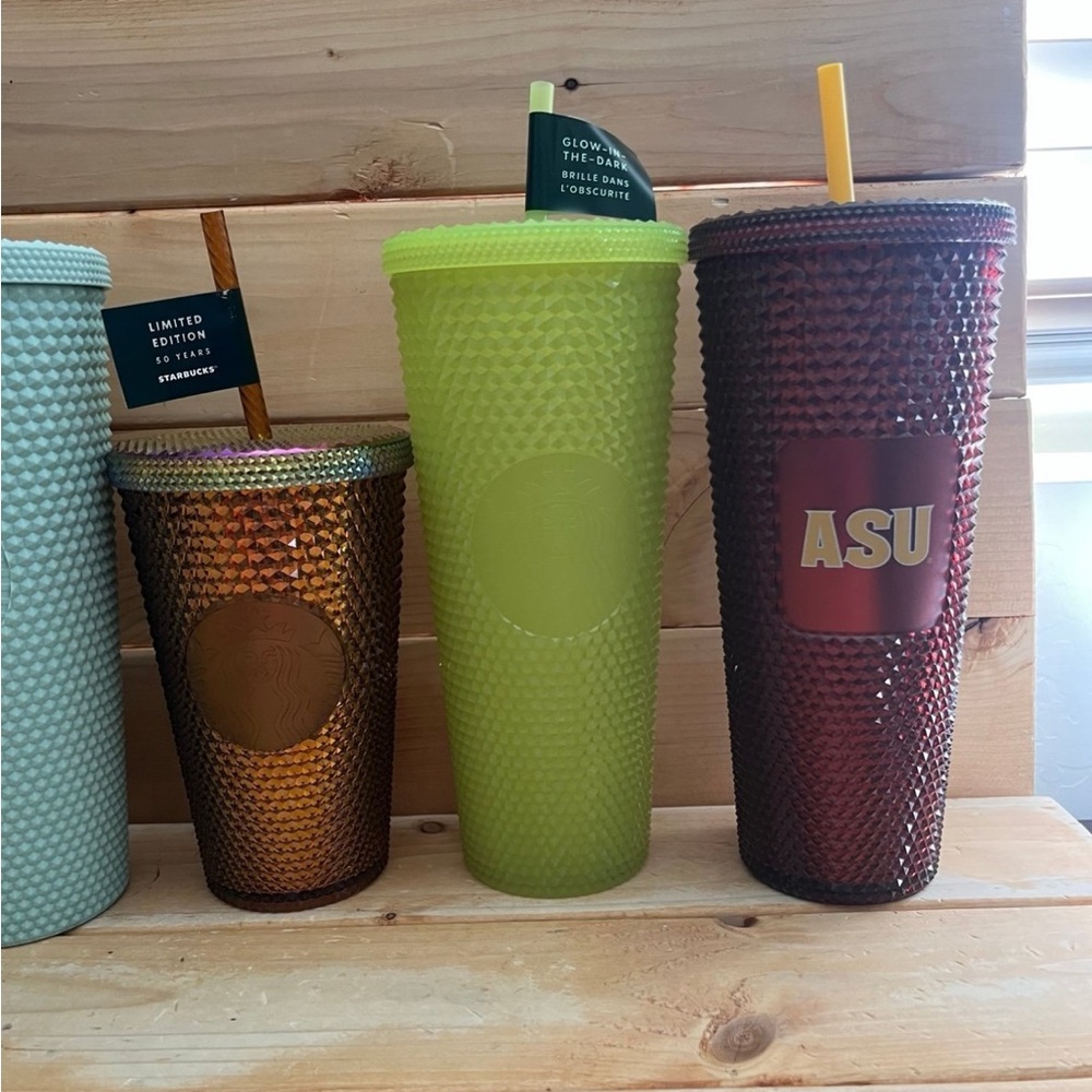 6 New Starbucks cups with stickers - Limited release - 5 tall / 1 small - Picture 4 of 11